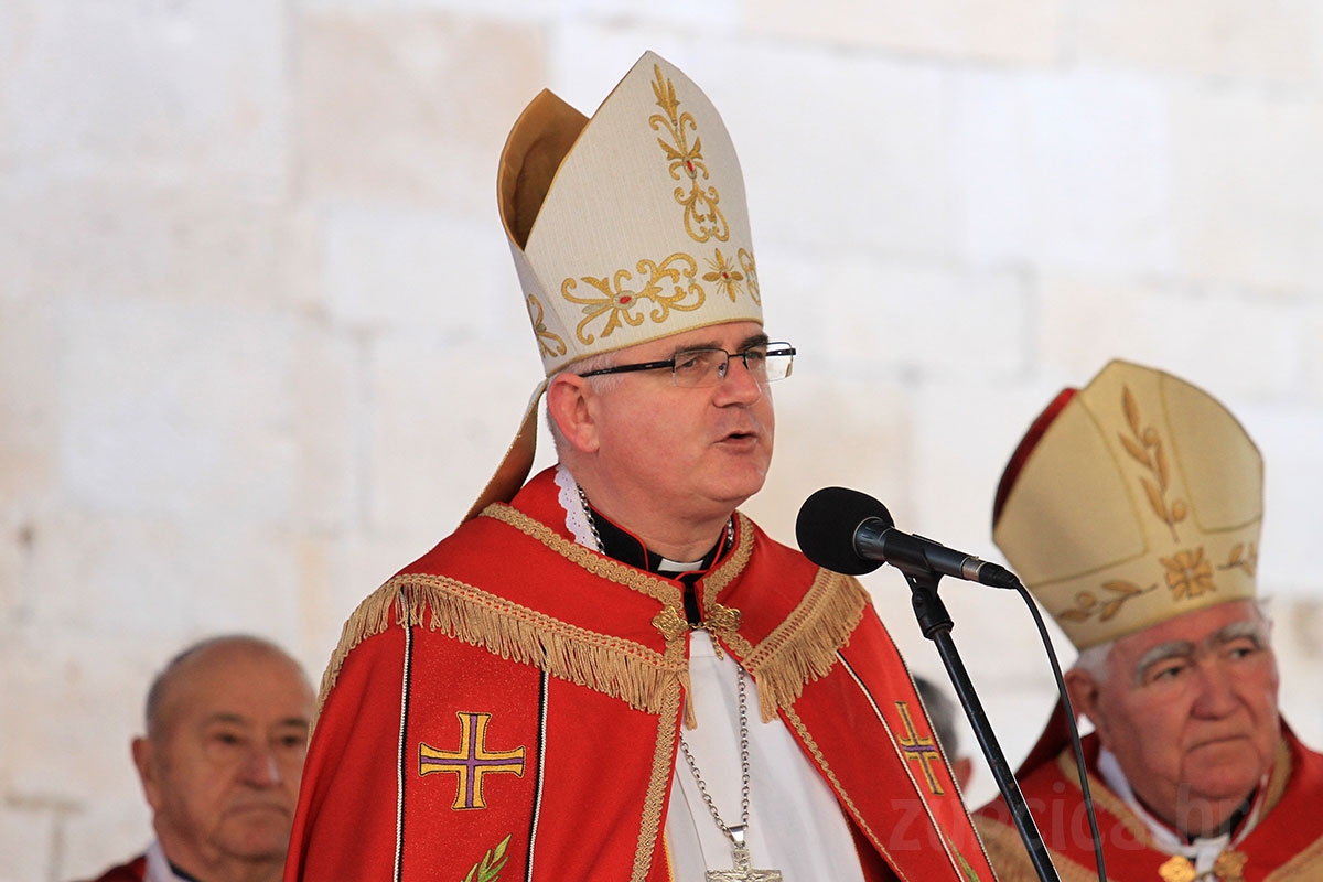 Poruka dubrovačkog biskupa &scaron;tovateljima svetoga Vlaha u domovini i inozemstvu