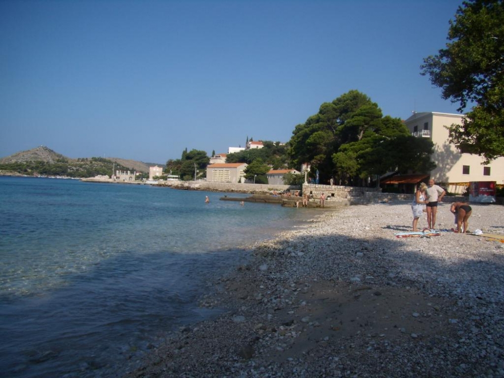 Oneči&scaron;ćenje mora na plaži Mlini, pokazatelj za Escherichiju coli prelazi granične vrijednosti