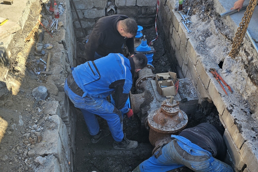 Rekonstruirano jo&scaron; jedno važno vodoopskrbno čvori&scaron;te, na križanju Ulice Pera Čingrije i Splitskog puta