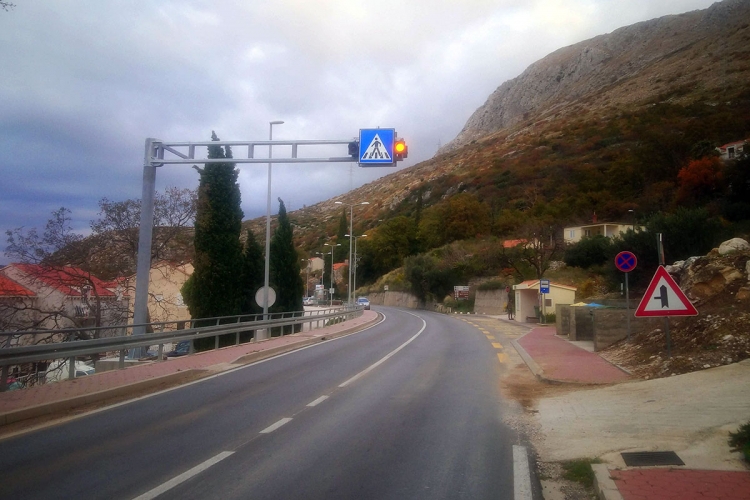 U suradnji Općine i Hrvatskih cesta; Zavr&scaron;ni radovi i na pje&scaron;ačkom prijelazu u Platu