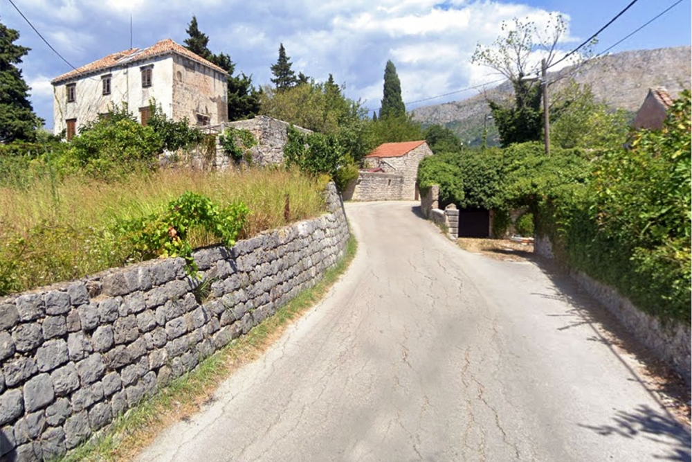 Nastavljaju se radovi održavanja nerazvrstanih cesta na vi&scaron;e lokacija na području Općine