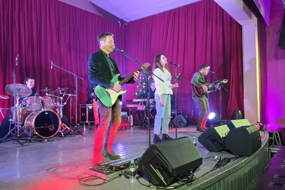 Uz Party bus &amp; gastro tour i koncert Ante Gelo Banda zavr&scaron;ili 18. Mirisa Božića u Konavlima (FOTO)